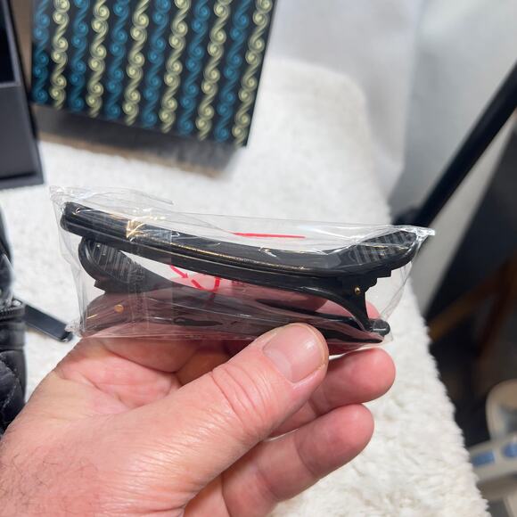 Lena Salon Designer Pro Flat Iron LN-66B New Gift Box Travel Bag Glittery Black - Picture 5 of 16